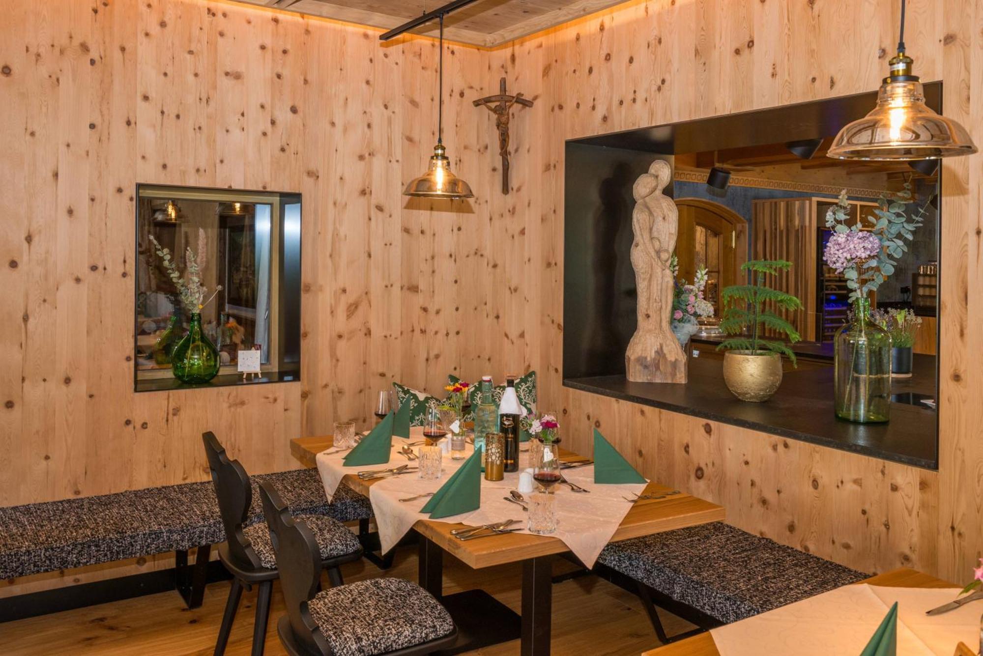 Hotel Oberwirt - Nahe An Saalbach Und Zell Am See, Viehhofen Sommercard Екстер'єр фото